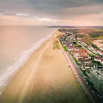 Daire Near Sailing Club With Sea Views *