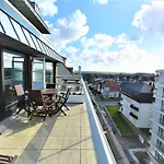 Near Sailing Club With Sea Views Daire *