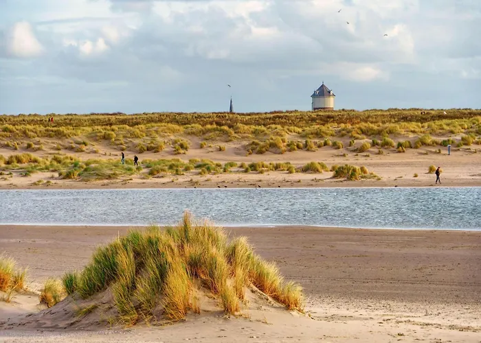 Near Sailing Club With Sea Views