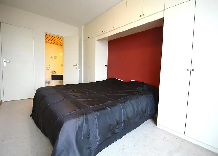 Apartment Near Sailing Club With Sea Views *