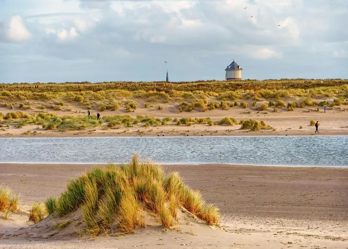 Near Sailing Club With Sea Views Apartment