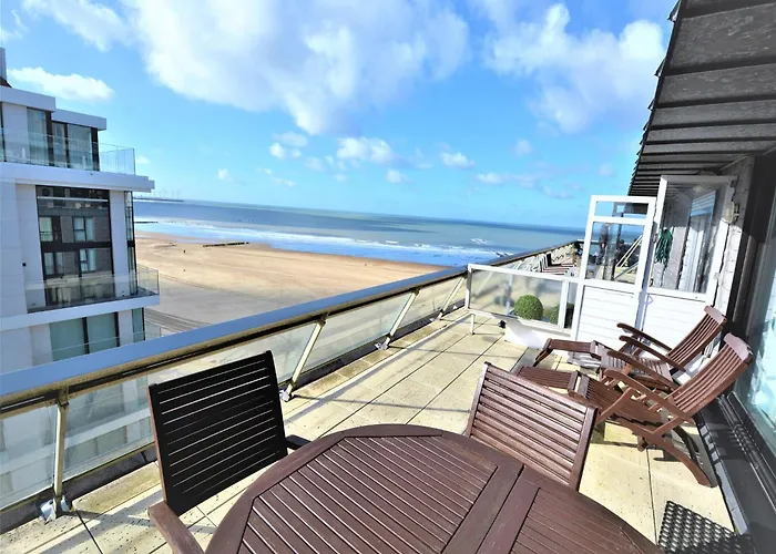 Near Sailing Club With Sea Views Apartment Knokke-Heist